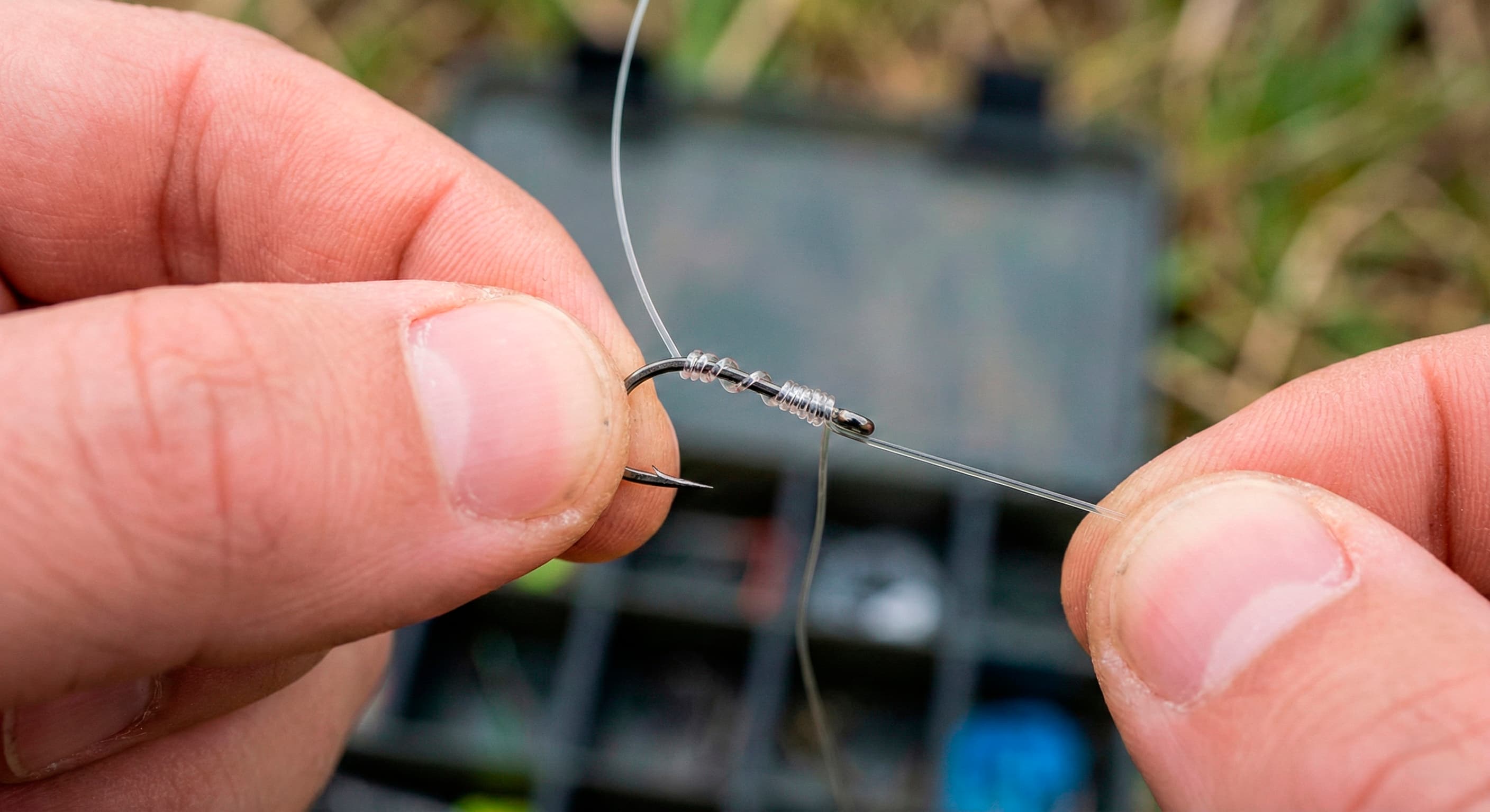 Схема вязания узла Snell для крючка с лопаткой